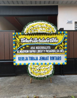Papan Bunga Duka di Pangkan